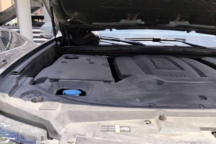 Used BAIC Off-Road BJ60 2022 2.0T Version 11 Five Seats Engine Bay Right
