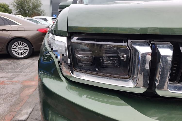 Used BAIC Off-Road BJ60 2022 2.0T May Day Edition Five Seats Exterior 6