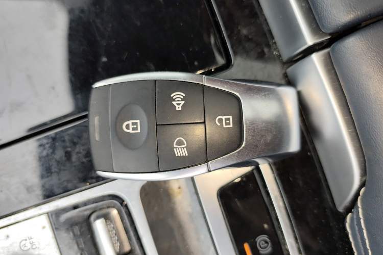 Used BAIC Off-Road BJ60 2022 2.0T May Day Edition Five Seats Interior 1