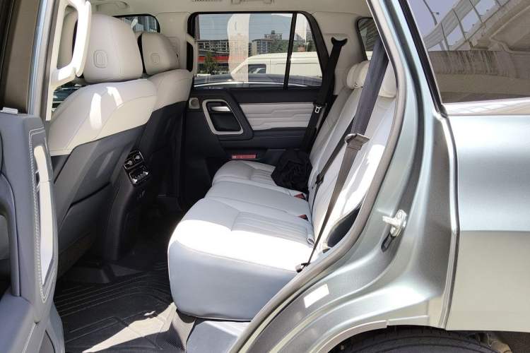 Used BAIC Off-Road BJ60 2022 2.0T Version 11 Five Seats Left Rear Seat