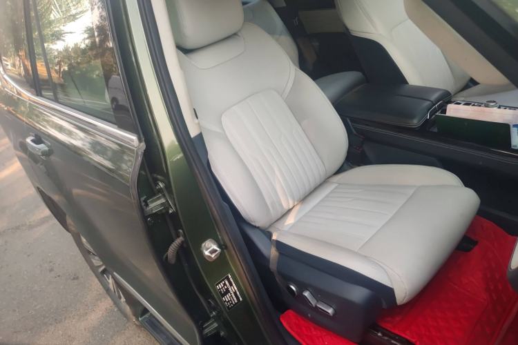 Used BAIC Off-Road BJ60 2022 2.0T May Day Edition Five Seats Right Front Seat