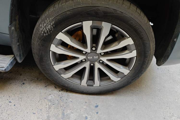 Used BAIC Off-Road BJ60 2022 2.0T Version 11 Five Seats Right Front Wheel Hub