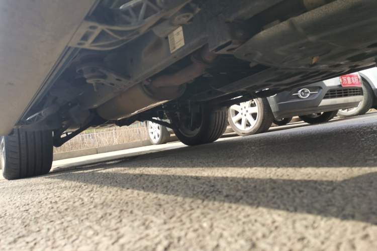 Used BAIC Off-Road BJ60 2022 2.0T Version 11 Seven Seats Right Side Sill