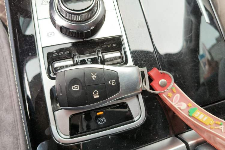 Used BAIC Off-Road BJ60 2022 2.0T May Day Edition Five Seats Vehicle Key