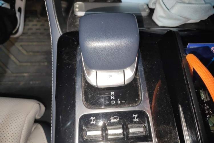 Used BAIC Off-Road BJ60 2022 2.0T Version 11 Five Seats Gear Lever