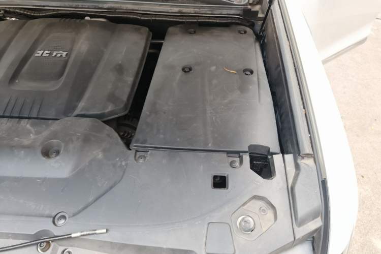 Used BAIC Off-Road BJ60 2022 2.0T Version 11 Five Seats Engine Bay Left