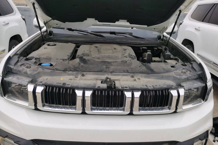 Used BAIC Off-Road BJ60 2022 2.0T May Day Edition Five Seats Engine Bay