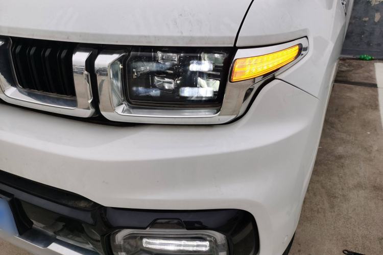 Used BAIC Off-Road BJ60 2022 2.0T May Day Edition Five Seats Left Front Headlight