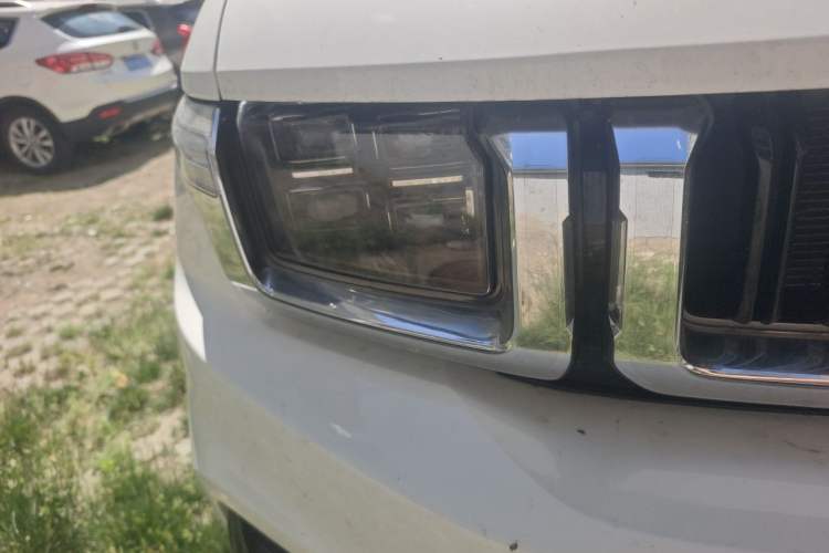 Used BAIC Off-Road BJ60 2022 2.0T May Day Edition Seven Seats Right Front Headlight