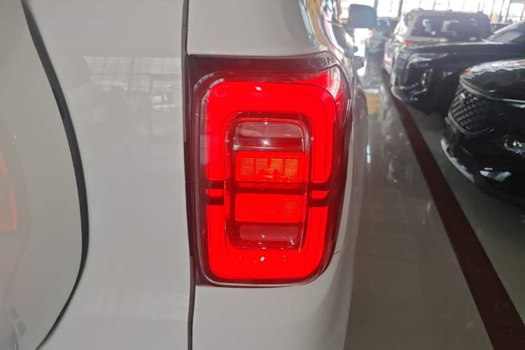 Used BAIC Off-Road BJ60 2022 2.0T Version 11 Five Seats Right Rear Taillight