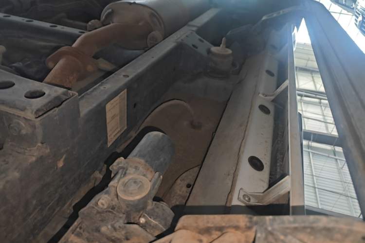 Used BAIC Off-Road BJ60 2022 2.0T Version 11 Five Seats Right Side Sill