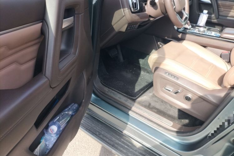 Used BAIC Off-Road BJ60 2023 2.0T Qianli Edition Five Seats Driver Seat