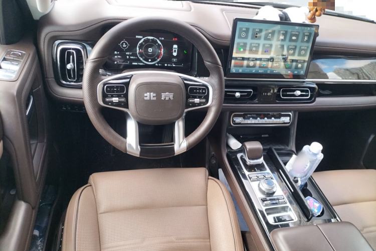 Used BAIC Off-Road BJ60 2023 2.0T Qianli Edition Five Seats Steering Wheel