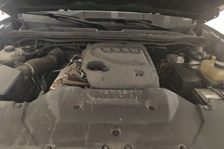 Used BAIC Off-Road BJ60 2023 2.0T Qianli Edition Five Seats Engine Bay