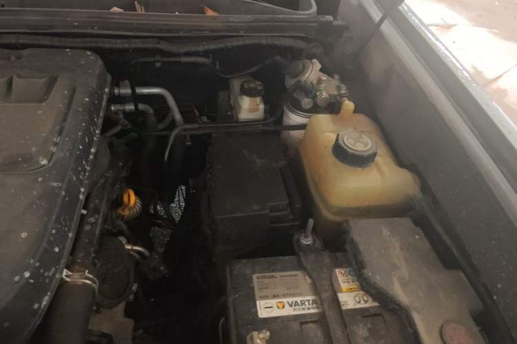 Used BAIC Off-Road BJ60 2023 2.0T Qianli Edition Five Seats Engine Bay Left