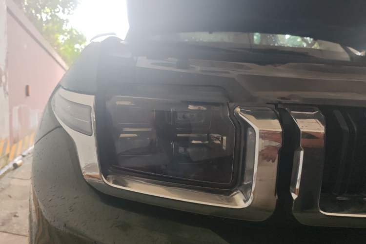 Used BAIC Off-Road BJ60 2023 2.0T Qianli Edition Five Seats Right Front Headlight