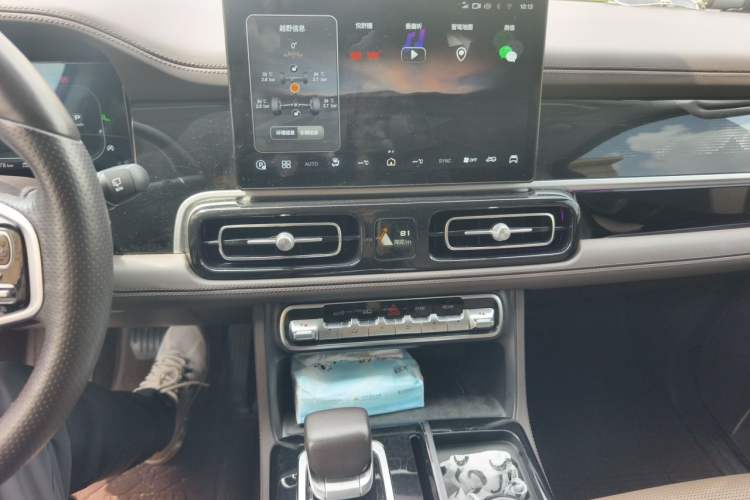 Used BAIC Off-Road BJ60 2023 2.0T Qianli Edition Five Seats Audio And AC Panel