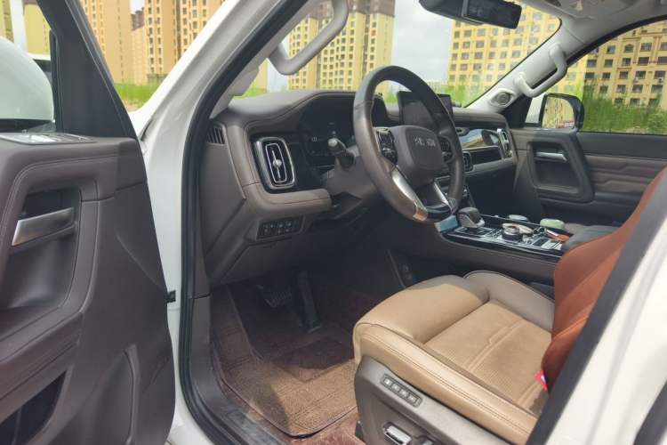 Used BAIC Off-Road BJ60 2023 2.0T Qianli Edition Five Seats Driver Seat