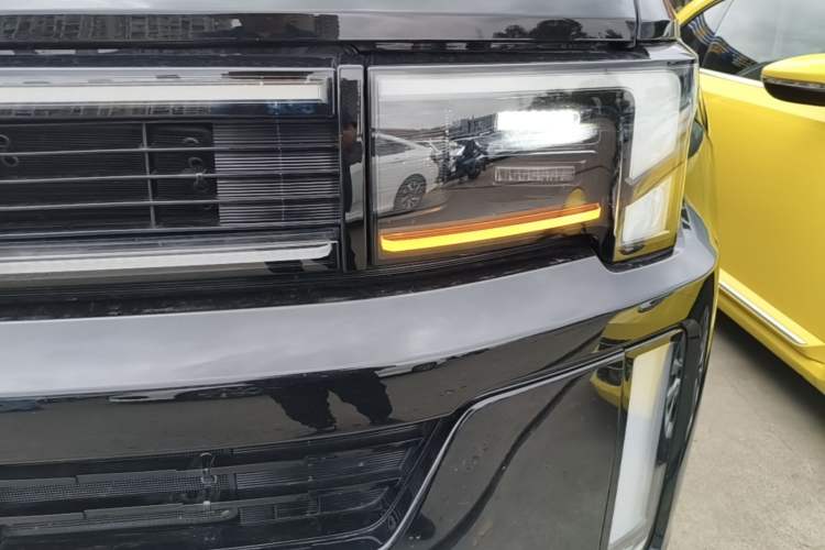 Used BAIC Off-Road BJ60 Leiting 2024 Magic Electric Drive Advanced Version 5 Seats Left Front Headlight