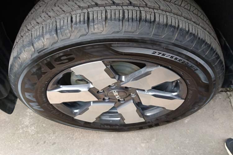 Used BAIC Off-Road BJ60 Leiting 2024 Magic Electric Drive Advanced Version 7 Seats Right Rear Wheel Hub