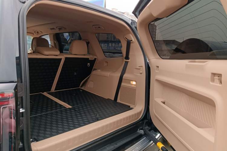 Used BAIC Off-Road BJ60 Leiting 2024 Magic Electric Drive Advanced Version 7 Seats Trunk