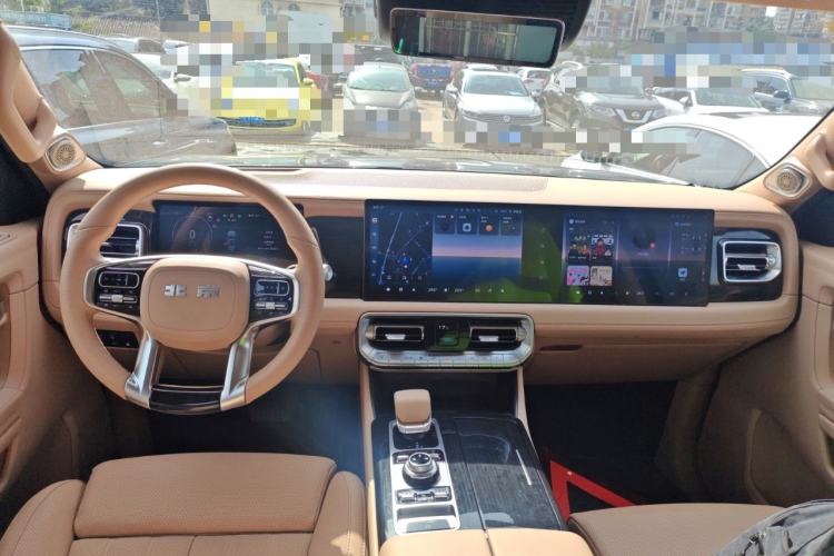 Used BAIC Off-Road BJ60 Leiting 2024 Magic Electric Drive Advanced Version 5 Seats Center Console