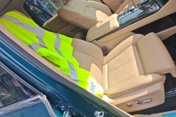 Used BAIC Off-Road BJ60 Leiting 2024 Magic Electric Drive Advanced Version 5 Seats Right Front Seat