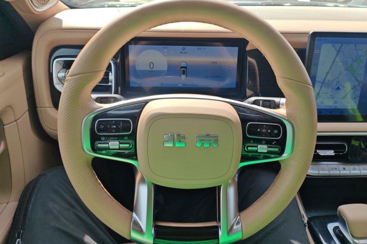 Used BAIC Off-Road BJ60 Leiting 2024 Magic Electric Drive Advanced Version 5 Seats Steering Wheel