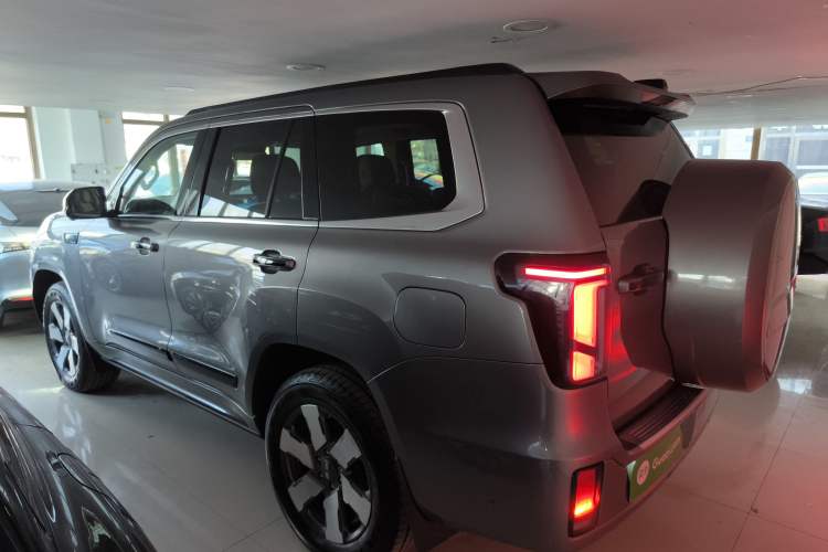 Used BAIC Off-Road BJ60 Leiting 2024 Magic Electric Drive Advanced Version 5 Seats Exterior 3