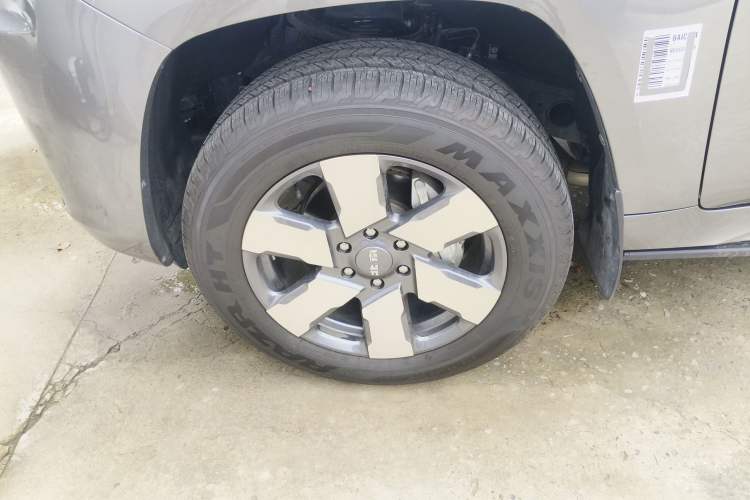 Used BAIC Off-Road BJ60 Leiting 2024 Magic Electric Drive Advanced Version 7 Seats Exterior 4