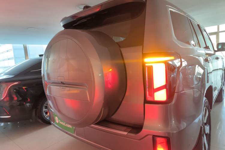 Used BAIC Off-Road BJ60 Leiting 2024 Magic Electric Drive Advanced Version 5 Seats Exterior 4