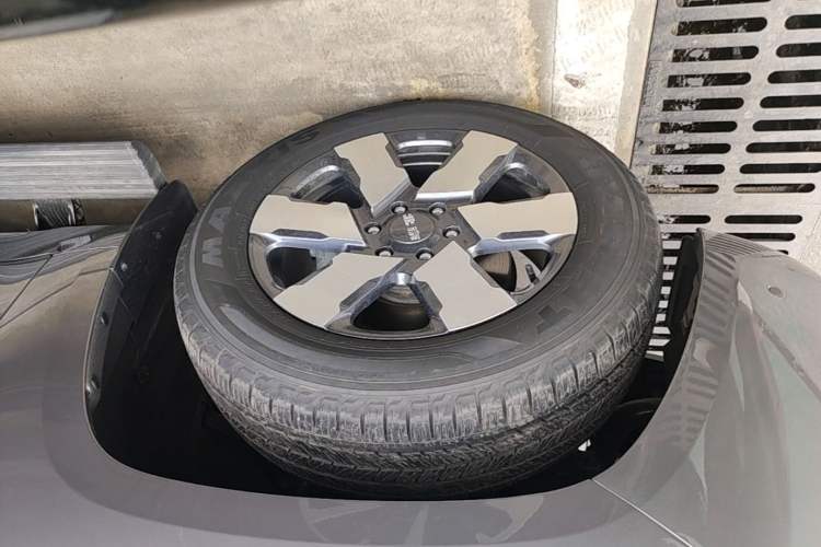 Used BAIC Off-Road BJ60 Leiting 2024 Magic Electric Drive Advanced Version 7 Seats Exterior 4