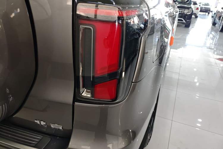 Used BAIC Off-Road BJ60 Leiting 2024 Magic Electric Drive Advanced Version 5 Seats Exterior 6