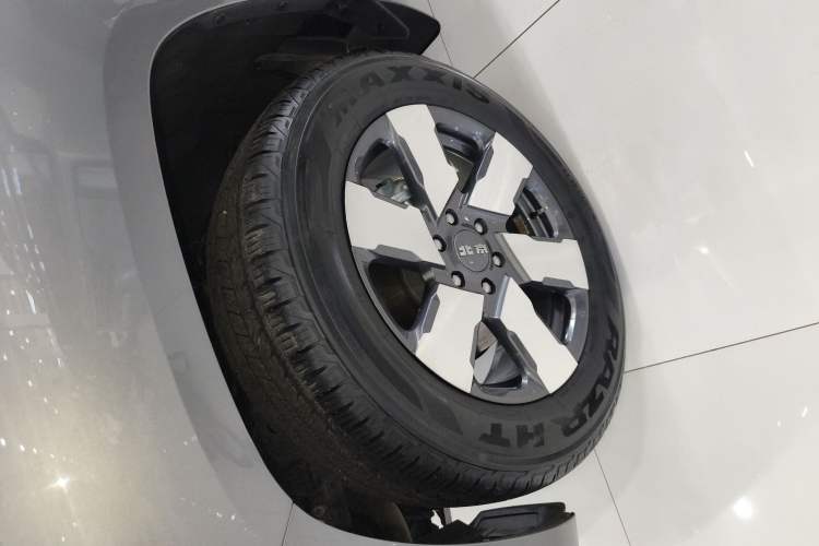 Used BAIC Off-Road BJ60 Leiting 2024 Magic Electric Drive Advanced Version 5 Seats Exterior 7