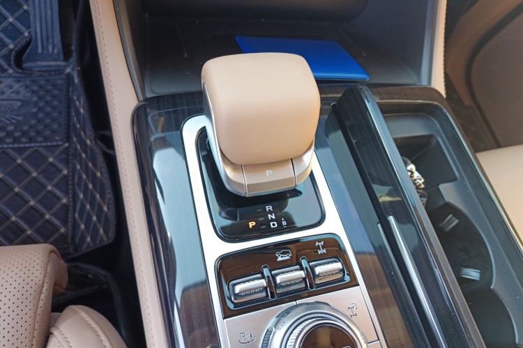 Used BAIC Off-Road BJ60 Leiting 2024 Magic Electric Drive Advanced Version 5 Seats Gear Lever