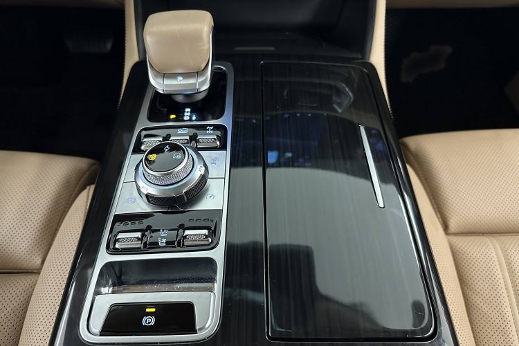Used BAIC Off-Road BJ60 Leiting 2024 Magic Electric Drive Advanced Version 5 Seats Interior 5