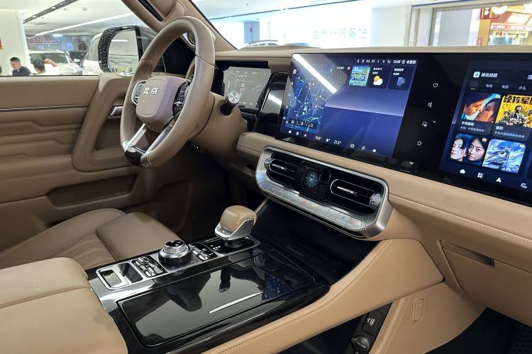 Used BAIC Off-Road BJ60 Leiting 2024 Magic Electric Drive Advanced Version 5 Seats Interior 8