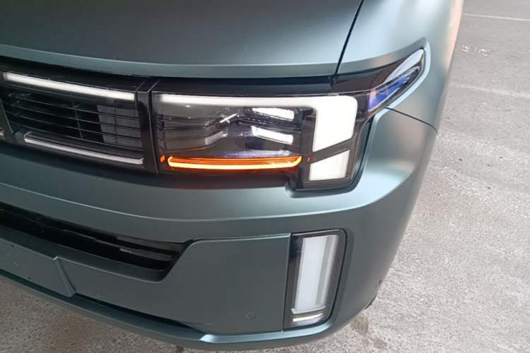 Used BAIC Off-Road BJ60 Leiting 2024 Magic Electric Drive Advanced Version 5 Seats Left Front Headlight