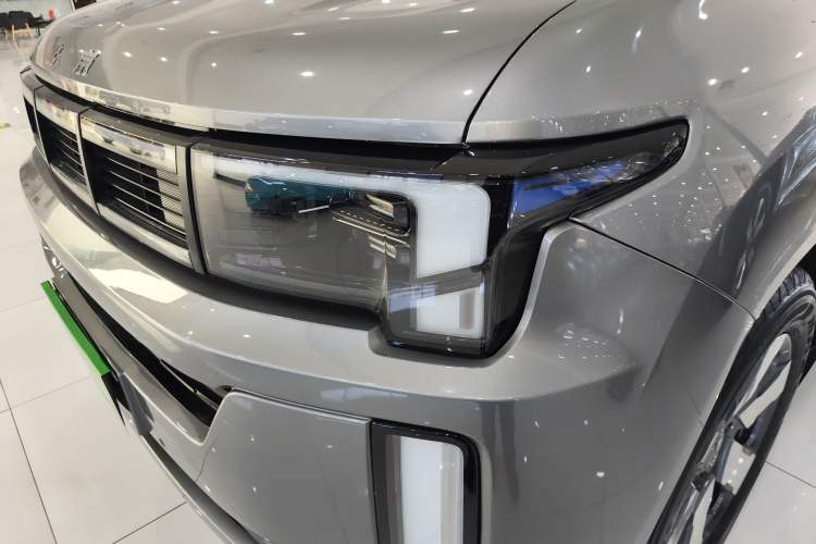 Used BAIC Off-Road BJ60 Leiting 2024 Magic Electric Drive Advanced Version 5 Seats Left Front Headlight