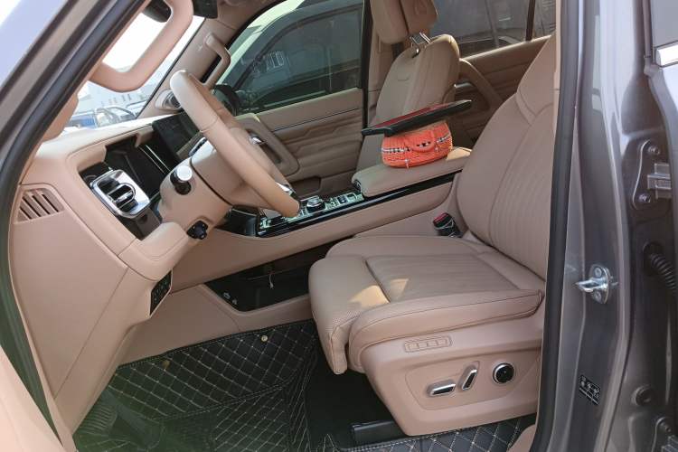 Used BAIC Off-Road BJ60 Leiting 2024 Magic Electric Drive Advanced Version 7 Seats Left Front Seat