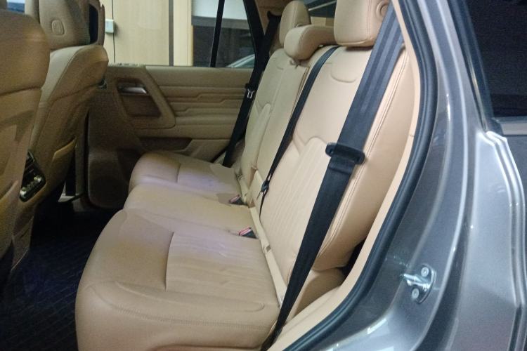 Used BAIC Off-Road BJ60 Leiting 2024 Magic Electric Drive Advanced Version 7 Seats Left Rear Seat