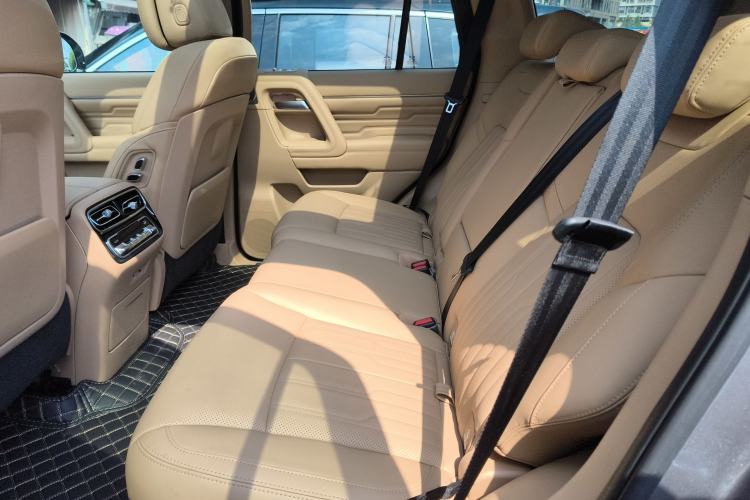 Used BAIC Off-Road BJ60 Leiting 2024 Magic Electric Drive Advanced Version 5 Seats Left Rear Seat