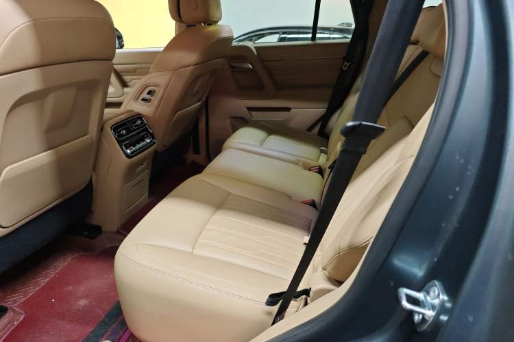 Used BAIC Off-Road BJ60 Leiting 2024 Magic Electric Drive Advanced Version 5 Seats Left Rear Seat