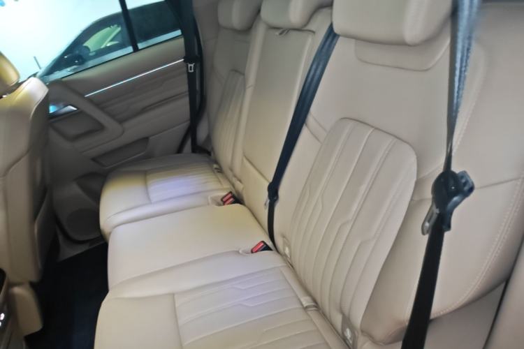 Used BAIC Off-Road BJ60 Leiting 2024 Magic Electric Drive Advanced Version 5 Seats Left Rear Seat