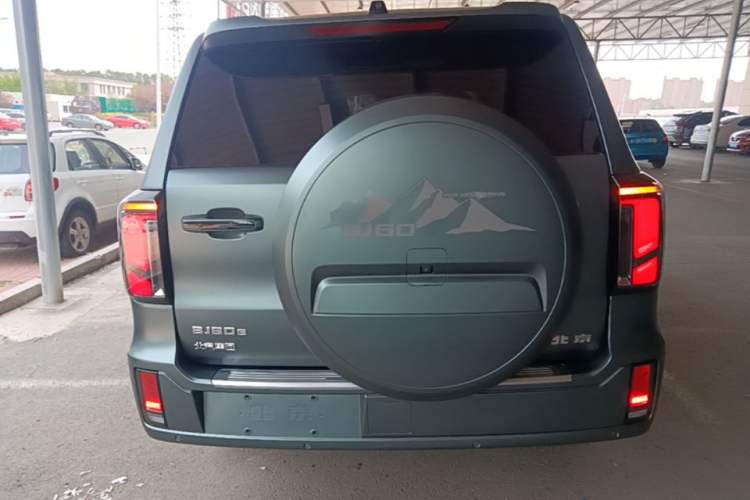 Used BAIC Off-Road BJ60 Leiting 2024 Magic Electric Drive Advanced Version 5 Seats Rear