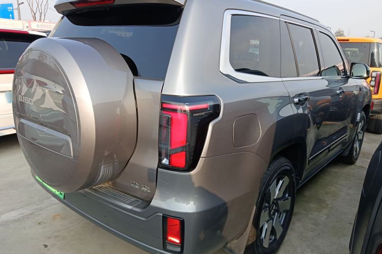 Used BAIC Off-Road BJ60 Leiting 2024 Magic Electric Drive Advanced Version 7 Seats Rear Right 45 Deg