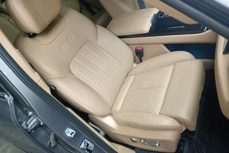 Used BAIC Off-Road BJ60 Leiting 2024 Magic Electric Drive Advanced Version 7 Seats Right Front Seat