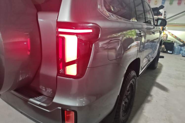 Used BAIC Off-Road BJ60 Leiting 2024 Magic Electric Drive Advanced Version 5 Seats Right Rear Taillight