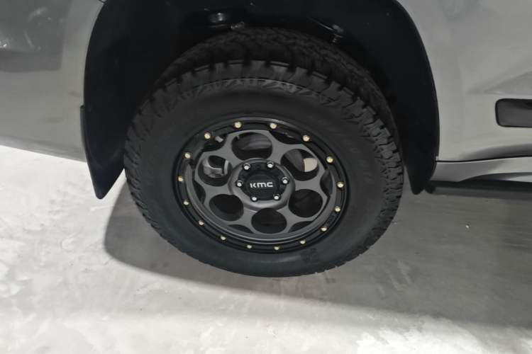 Used BAIC Off-Road BJ60 Leiting 2024 Magic Electric Drive Advanced Version 5 Seats Right Rear Wheel Hub