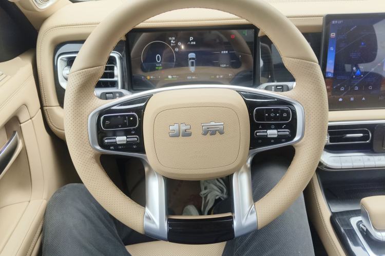 Used BAIC Off-Road BJ60 Leiting 2024 Magic Electric Drive Advanced Version 7 Seats Steering Wheel